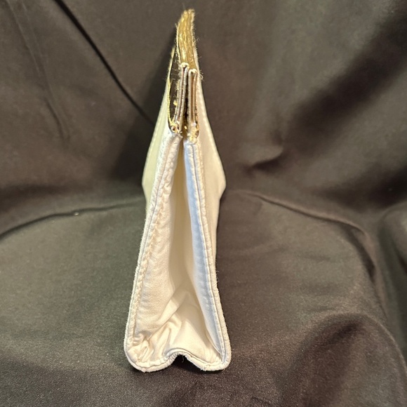 Yves Saint Laurent Gold and White Accessory - Picture 8 of 14